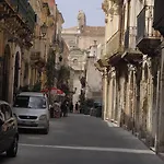 Casa Rachele Nyaraló Szirakúza