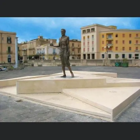 Casa Rachele بيت للعطل سيراكوزا